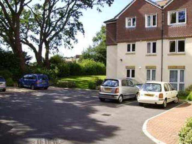  Image of 1 bedroom Retirement Property for sale in Belle Vue Road Southbourne Bournemouth BH6 at 247 Belle Vue Road Tuckton Bournemouth, BH6 3BP