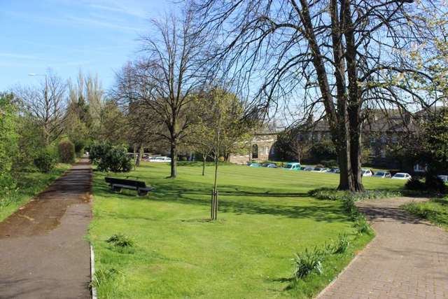 Image of 1 bedroom Apartment to rent in Connaught Mews London SE18 at Connaught Mews  London, SE18 6SU