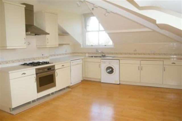  Image of 2 bedroom Flat to rent in Copps Road Leamington Spa CV32 at Leamington Spa, CV32 5JW