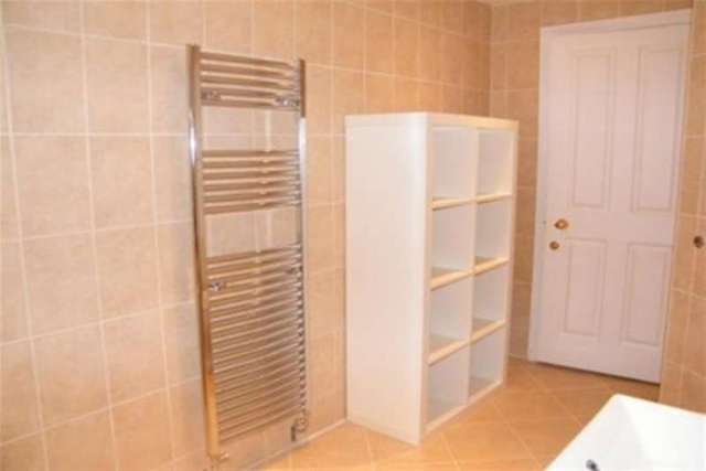  Image of 2 bedroom Flat to rent in Copps Road Leamington Spa CV32 at Leamington Spa, CV32 5JW