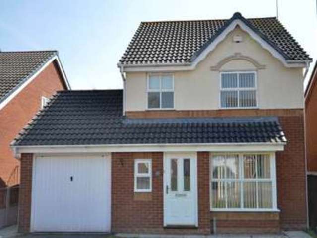  Image of 3 bedroom Detached house to rent in Cornforth Way Widnes WA8 at Cornforth Way  Widnes, WA8 9WB