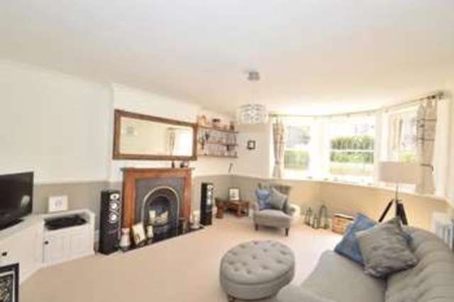  Image of 2 bedroom Flat for sale in Cotham Gardens Bristol BS6 at Cotham Gardens Redland Bristol, BS6 6HD