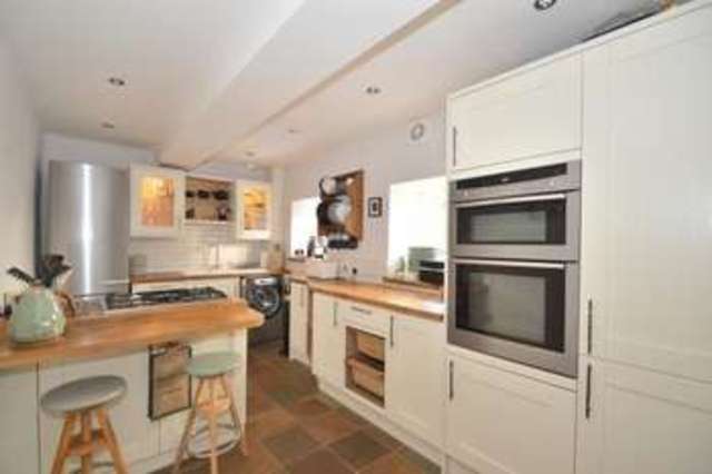  Image of 2 bedroom Flat for sale in Cotham Gardens Bristol BS6 at Cotham Gardens Redland Bristol, BS6 6HD