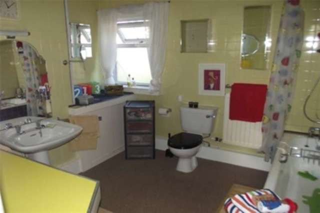  Image of 2 bedroom Detached house to rent in Court Avenue Halewood Liverpool L26 at Liverpool, L26 6LD