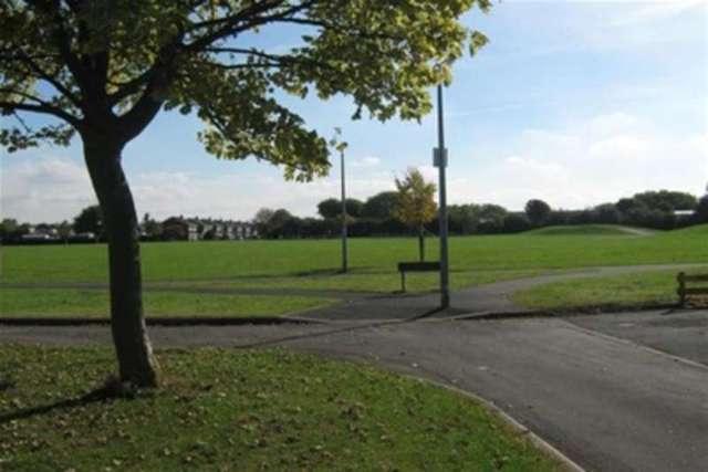  Image of 3 bedroom Detached house to rent in Falconscroft Swindon SN3 at Swindon, SN3 5AF