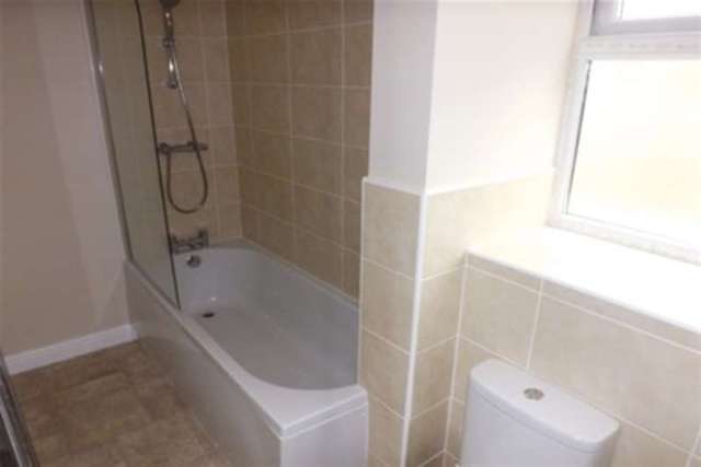  Image of 3 bedroom Detached house to rent in Falconscroft Swindon SN3 at Swindon, SN3 5AF