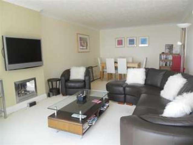  Image of 2 bedroom Property for sale in Manor Road Bournemouth BH1 at Crag Head East Cliff East Cliff, BH1 3JF