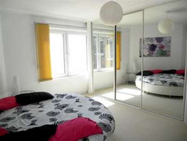  Image of 2 bedroom Property for sale in Manor Road Bournemouth BH1 at Crag Head East Cliff East Cliff, BH1 3JF