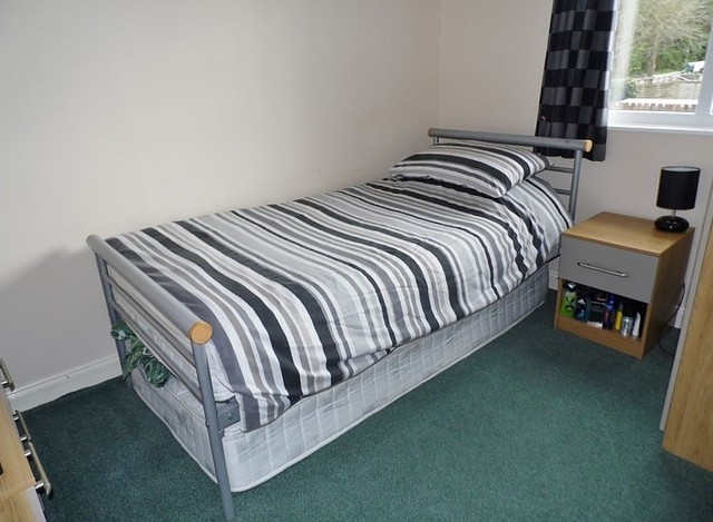  Image of 3 bedroom Terraced house for sale in Delphi Way Waterlooville PO7 at Delphi Way Crookhorn Waterlooville, PO7 8AY