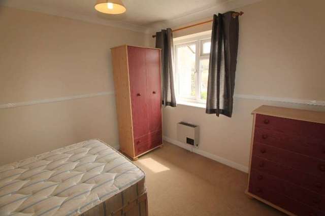 Image of 2 bedroom End of Terrace to rent in Daneacre Road Radstock BA3 at Radstock Somerset, BA3 3JS