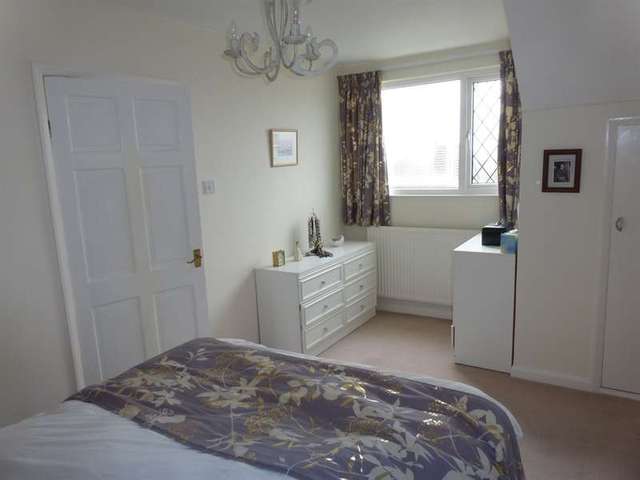  Image of 3 bedroom Bungalow for sale in Danygraig Avenue Newton Porthcawl CF36 at Porthcawl  Porthcawl, CF36 5AE