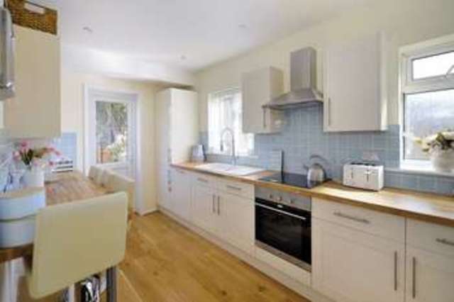  Image of 3 bedroom Bungalow for sale in Dawes Close Worthing BN11 at Dawes Close  Worthing, BN11 2LB