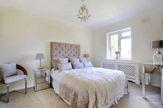  Image of 3 bedroom Bungalow for sale in Dawes Close Worthing BN11 at Dawes Close  Worthing, BN11 2LB