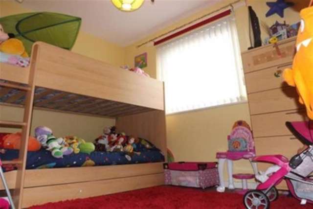  Image of 2 bedroom Flat to rent in Denbigh Court Castlefields Runcorn WA7 at Runcorn, WA7 2NP