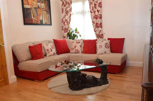  Image of 4 bedroom Semi-Detached house to rent in Dover House Road London SW15 at Roehampton, SW15 5AT