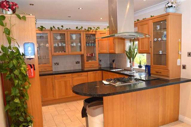  Image of 4 bedroom Semi-Detached house to rent in Dover House Road London SW15 at Roehampton, SW15 5AT