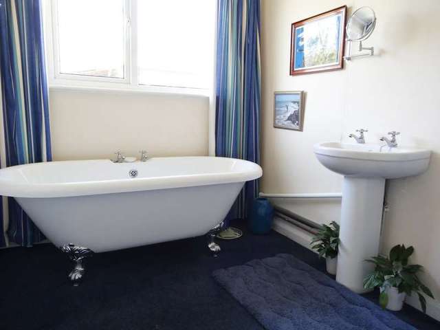  Image of 2 bedroom Bungalow for sale in Duck Lane Limington Yeovil BA22 at Duck Lane Limington Yeovil, BA22 8EL