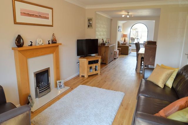  Image of 4 bedroom Detached house for sale in Duxford Close Redditch B97 at Duxford Close Headless Cross Redditch, B97 5BY