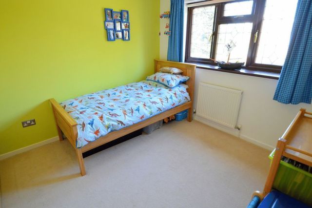  Image of 4 bedroom Detached house for sale in Duxford Close Redditch B97 at Duxford Close Headless Cross Redditch, B97 5BY