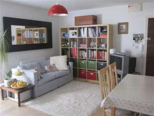  Image of 1 bedroom Property to rent in Clifton Park Clifton Bristol BS8 at 16 Clifton Park Clifton Bristol, BS8 3BY