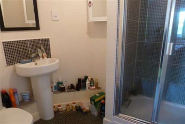  Image of 2 bedroom Flat to rent in East Fields Road Stoke Park Bristol BS16 at Bristol, BS16 1FQ