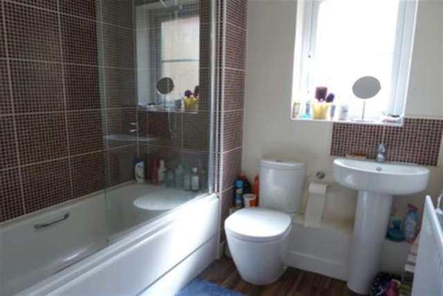  Image of 2 bedroom Flat to rent in East Fields Road Stoke Park Bristol BS16 at Bristol, BS16 1FQ
