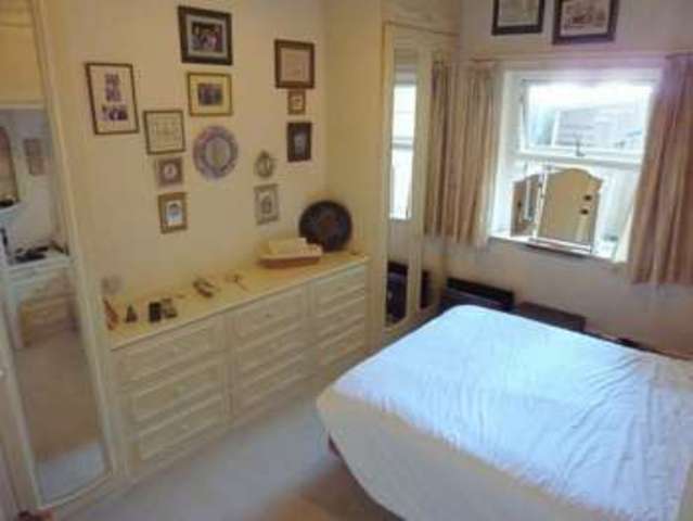  Image of 4 bedroom Flat for sale in East Walk Seaton EX12 at East Walk  Seaton, EX12 2NP