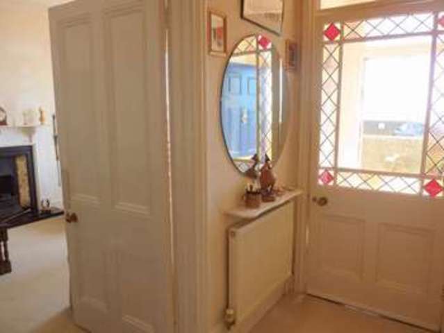  Image of 4 bedroom Flat for sale in East Walk Seaton EX12 at East Walk  Seaton, EX12 2NP