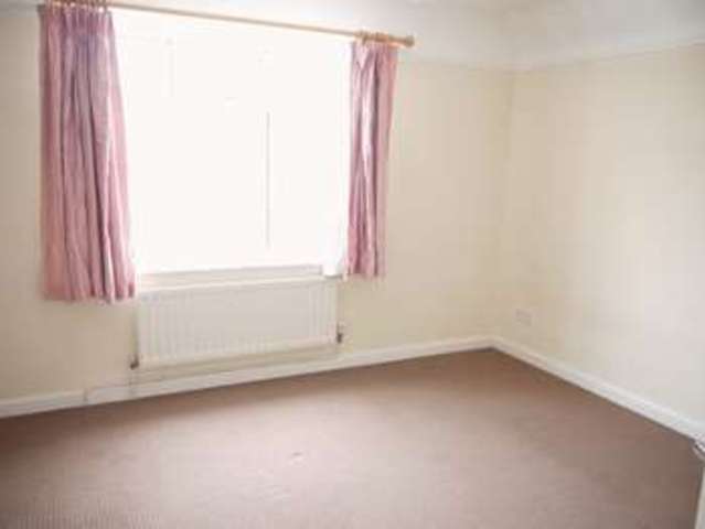  Image of 3 bedroom Terraced house for sale in Heron Square Eastleigh SO50 at Heron Square  EASTLEIGH, SO50 9JD