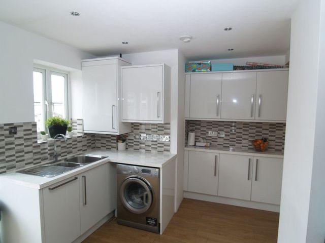  Image of 4 bedroom Terraced house for sale in Empire Avenue London N18 at Empire Avenue  Edmonton, N18 1AB
