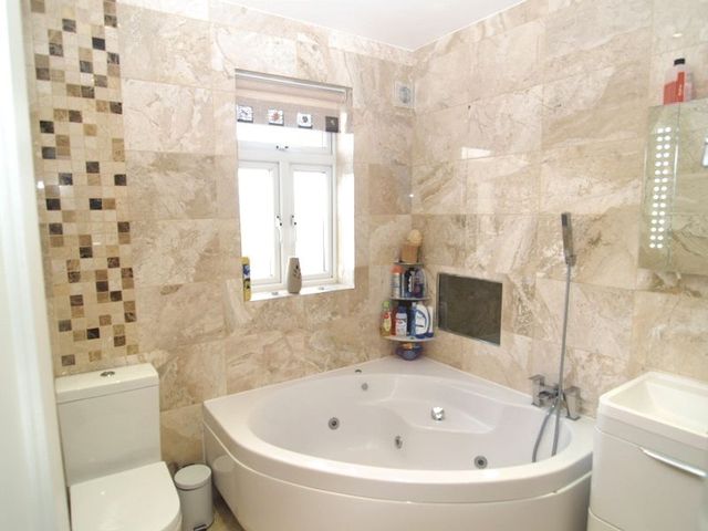  Image of 4 bedroom Terraced house for sale in Empire Avenue London N18 at Empire Avenue  Edmonton, N18 1AB