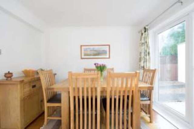  Image of 3 bedroom Detached house for sale in Elmbank Road Langbank Port Glasgow PA14 at Langbank Renfrewshire Langbank, PA14 6YT