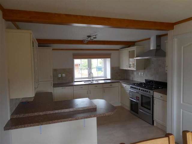  Image of 2 bedroom Detached house for sale in Brooks Green Brooks Green Horsham RH13 at Brooks Green West Sussex Brooks Green, RH13 0TR