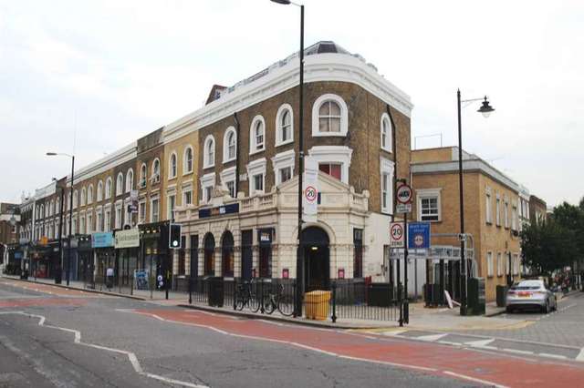  Image of 2 bedroom Flat to rent in Essex Road London N1 at Essex Road  London, N1 3PD