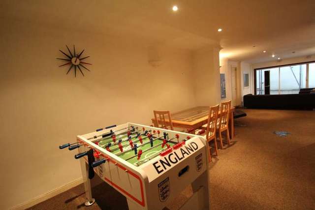  Image of 2 bedroom Flat to rent in Essex Road London N1 at Essex Road  London, N1 3PD