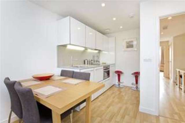  Image of 1 bedroom Detached house to rent in Essex Road London N1 at London  Essex Road, N1 3GH