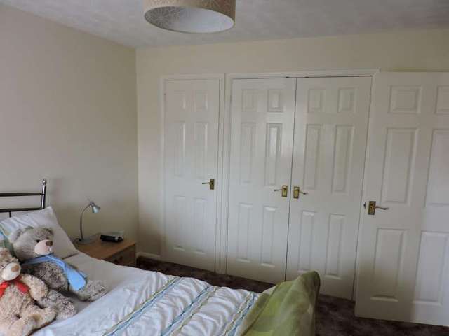  Image of 3 bedroom Detached house to rent in Essex Way Purdis Farm Ipswich IP3 at Warren Heath  Ipswich, IP3 8SN