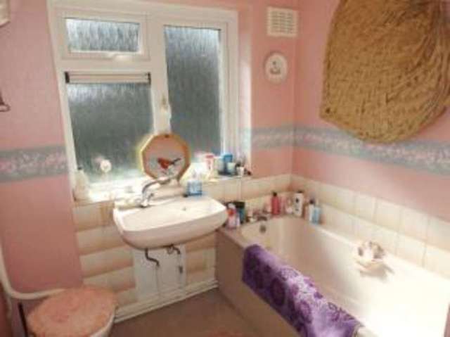  Image of 2 bedroom Maisonette for sale in Exmouth Road Sale M33 at Sale Greater Manchester Ashton upon Mersey, M33 5HT