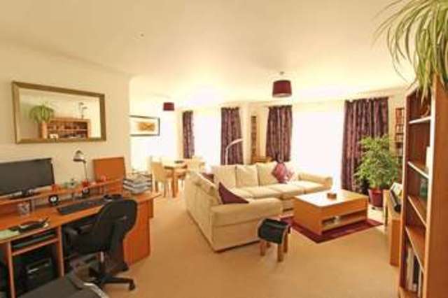  Image of 2 bedroom Flat for sale in Falcon Way Bourne PE10 at Falcon Way  Bourne, PE10 0GR