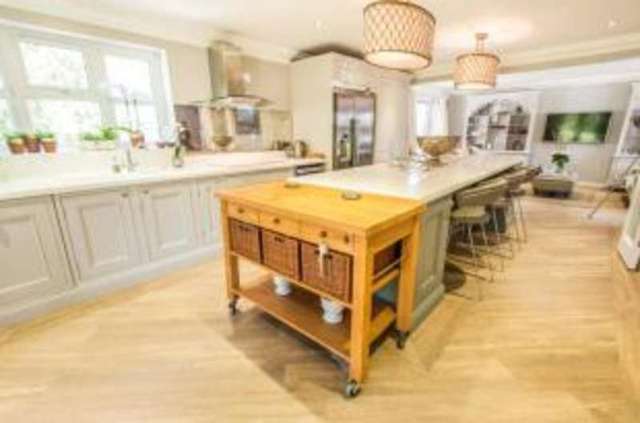  Image of 5 bedroom Detached house for sale in Rowhills Close Farnham GU9 at Farnham Surrey Heath End, GU9 9EQ