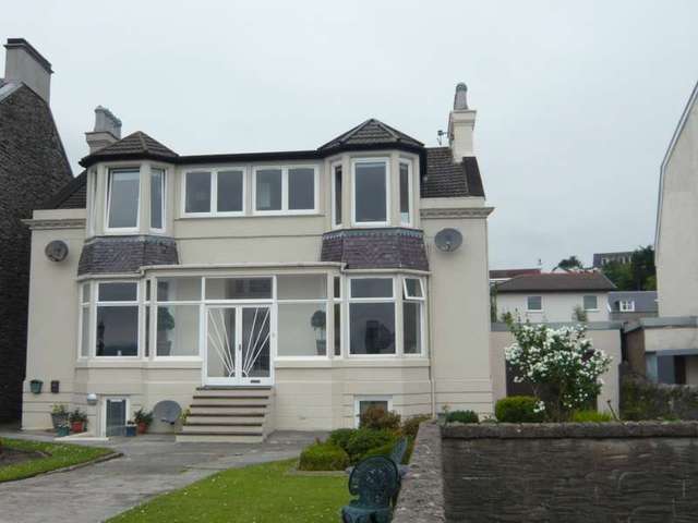  Image of 1 bedroom Flat for sale in Alexandra Parade Dunoon PA23 at Alexandra Parade  Dunoon, PA23 8AN
