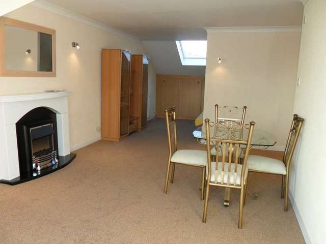  Image of 1 bedroom Flat for sale in Alexandra Parade Dunoon PA23 at Alexandra Parade  Dunoon, PA23 8AN