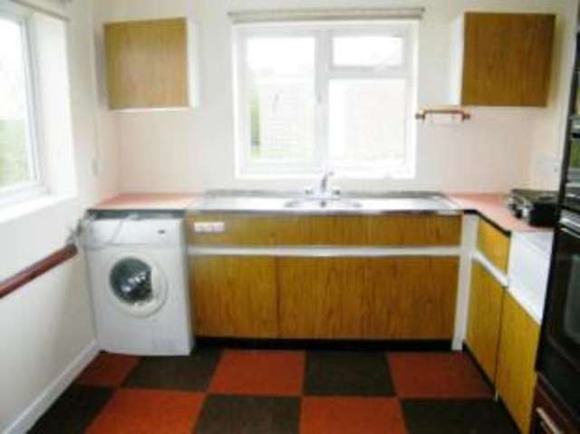  Image of 3 bedroom Bungalow for sale in Churchill Close Four Marks Alton GU34 at Four Marks Alton Four Marks, GU34 5JQ