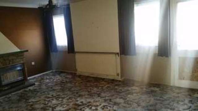  Image of 3 bedroom Terraced house for sale in Franklin Avenue Tadley RG26 at Franklin Avenue  Tadley, RG26 4ET