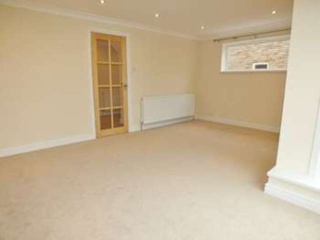  Image of 3 bedroom Detached house to rent in Freeborn Close Kidlington OX5 at Freeborn Close  Kidlington, OX5 2BH