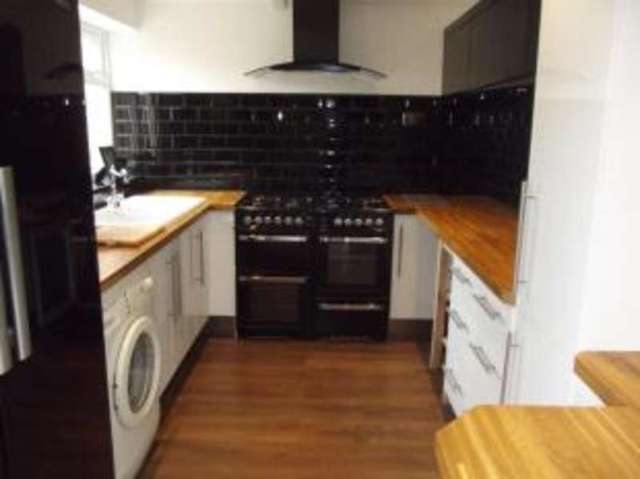  Image of 5 bedroom End of Terrace for sale in The Upway Basildon SS14 at Fryerns Basildon Basildon, SS14 2JD