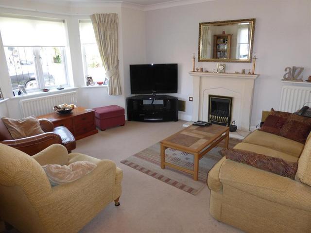  Image of 4 bedroom Detached house for sale in Galloway Drive Dartford DA1 at Braeburn Park Kent Crayford, DA1 3QJ