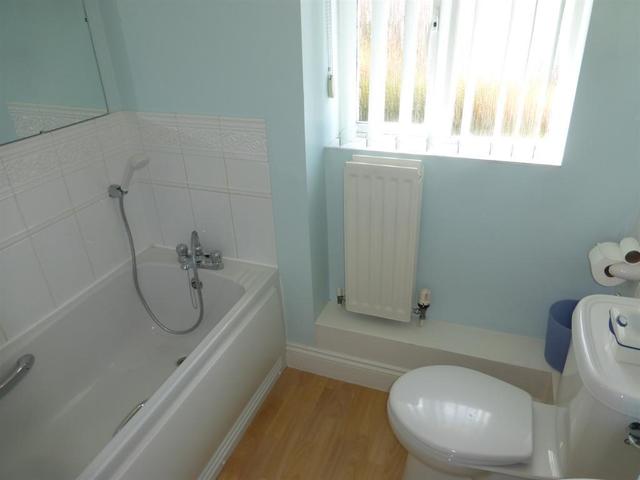  Image of 4 bedroom Detached house for sale in Galloway Drive Dartford DA1 at Braeburn Park Kent Crayford, DA1 3QJ