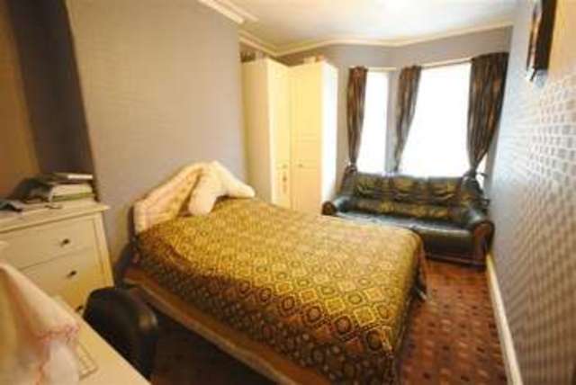  Image of 4 bedroom Terraced house for sale in Garmoyle Road Wavertree Liverpool L15 at Garmoyle Road Wavertree Liverpool, L15 3JH