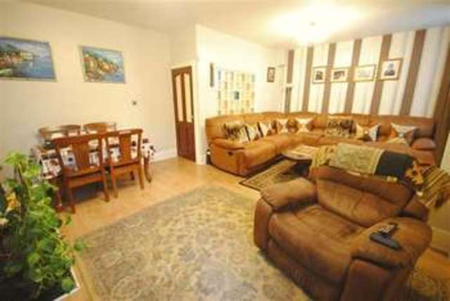  Image of 4 bedroom Terraced house for sale in Garmoyle Road Wavertree Liverpool L15 at Garmoyle Road Wavertree Liverpool, L15 3JH
